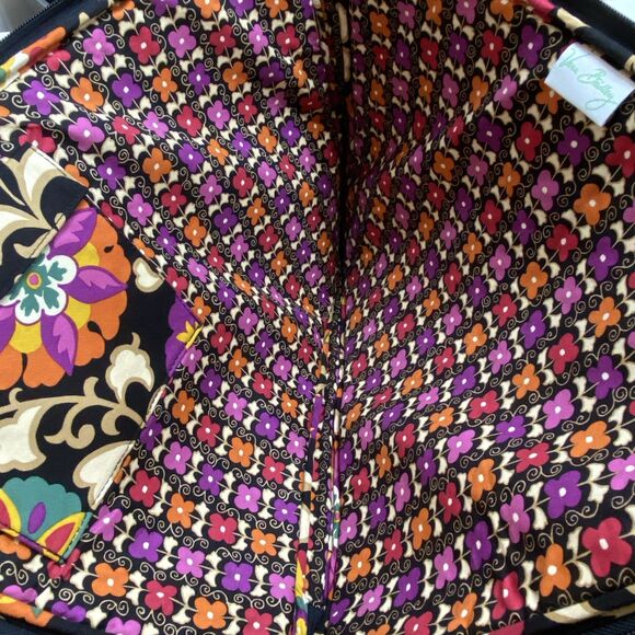 Vera Bradley 17" Laptop Sleeve Suzani Floral Quilted Soft Cotton Zip Top NEW - Picture 13 of 13